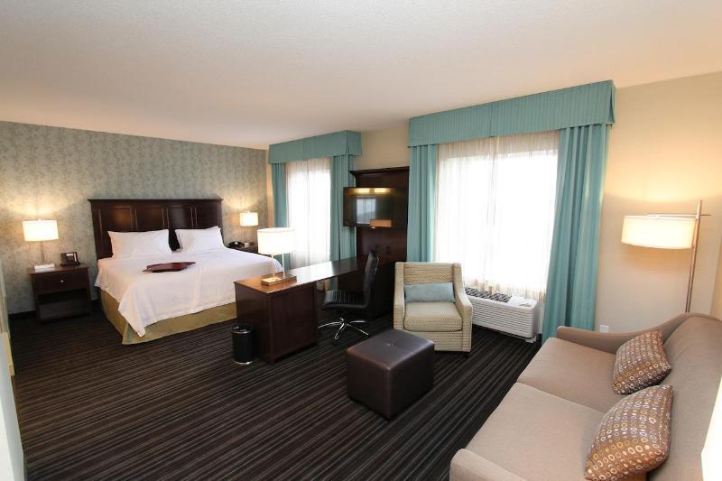 Hilton Garden Inn Kitchener/Кеймбридж Экстерьер фото